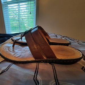 Born sz 10 leather sandals
